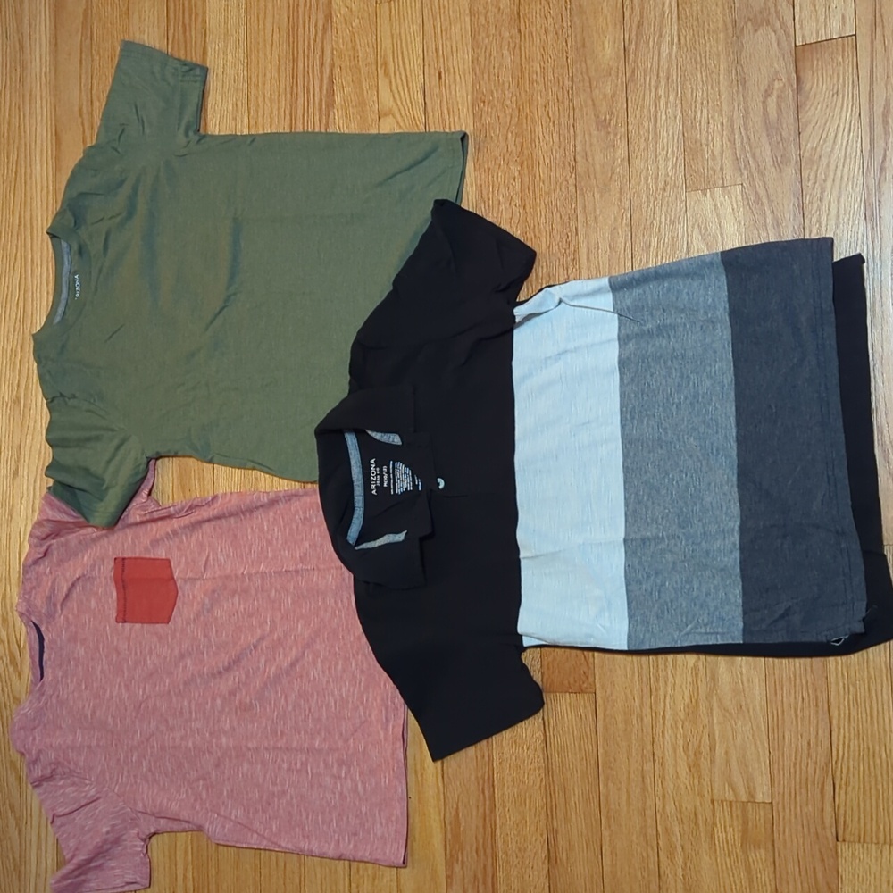 Boys size M (10/12) short sleeve shirts